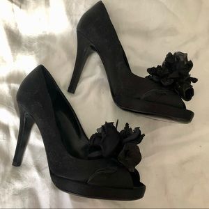 STUNNING VALENTINO GARAVANI BLACK SATIN EMBELLISHED PUMPS HIGH HEELS SZ 37